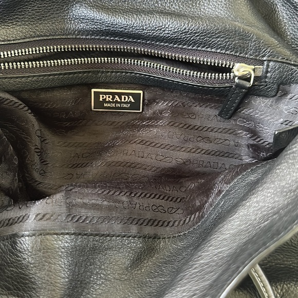 Prada black leather bag - Picture 7 of 10